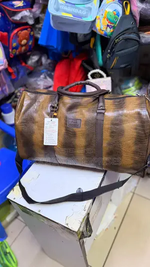 Luxury Crocodile Pattern Travel Duffel Bag