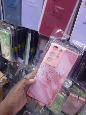 S G S21 Ultra Split-Design Backing With a Solid Light Pink Color Case