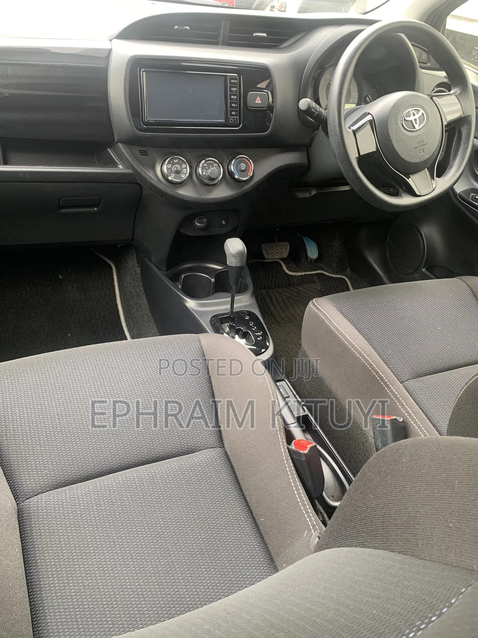 Toyota Vitz 2018 Blue