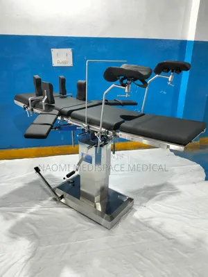 C-Arm Compatible Hydraulic Theatre Table