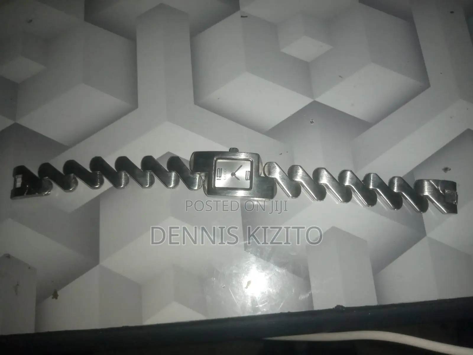 Gucci Watch Reference 8903