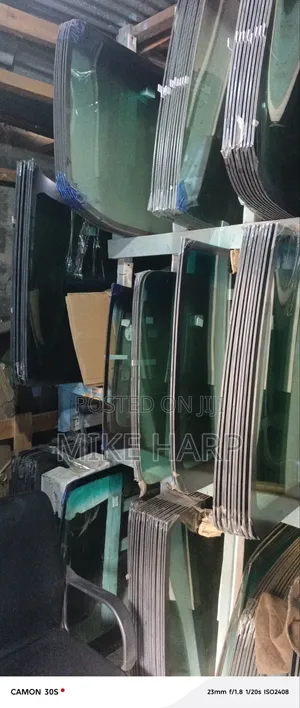 Windscreens for All Kinds of Vehicles