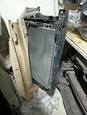 Radiator Nissan Elegrant