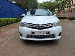 Toyota Axio 2014 Pearl