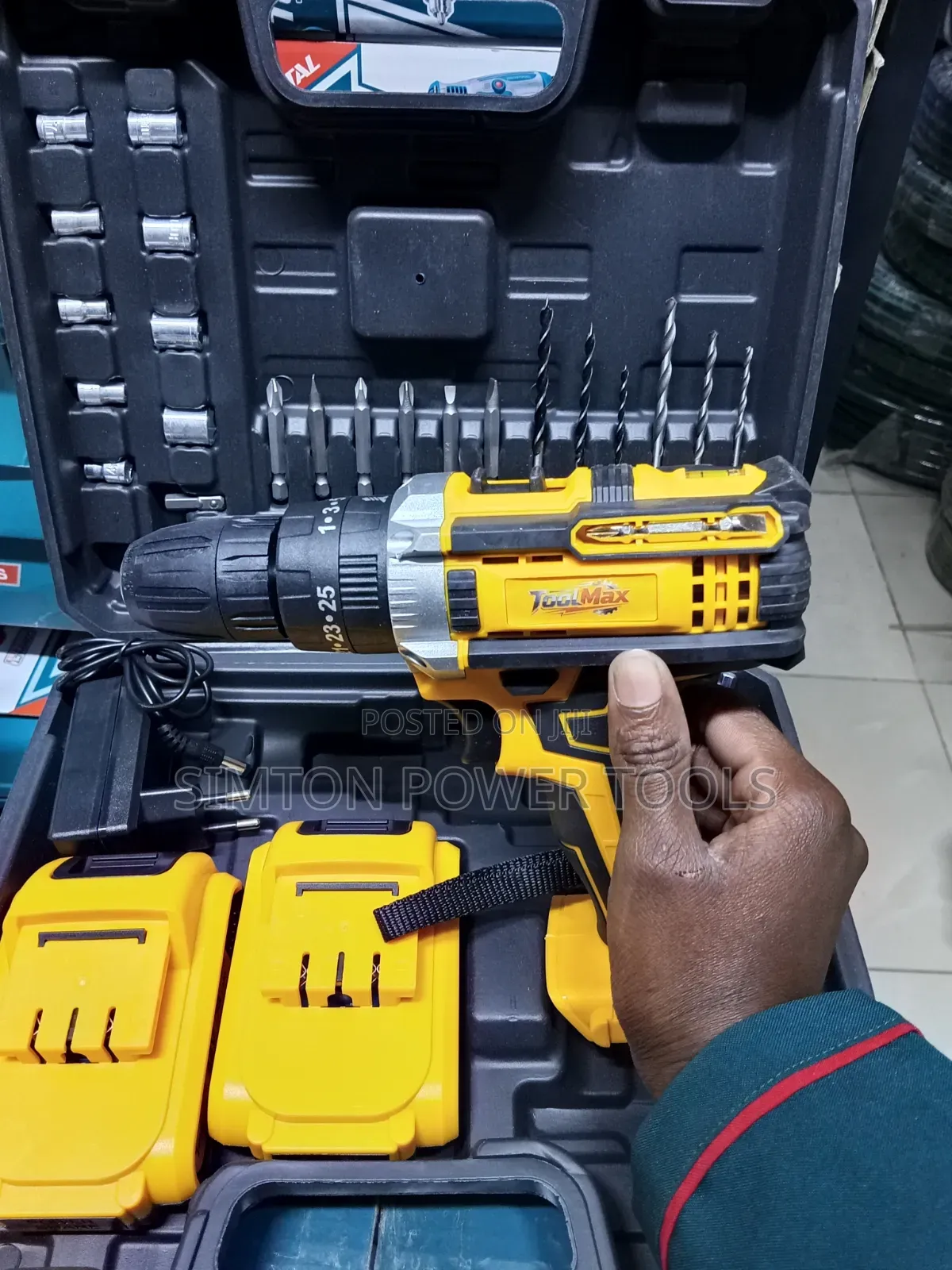 Toolmax Cordless Drill