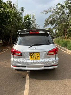 Nissan Wingroad 2010 Silver