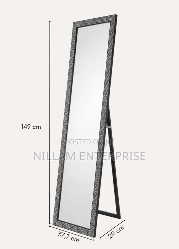 Plastic Print Floor Mirror - thumbnail 3