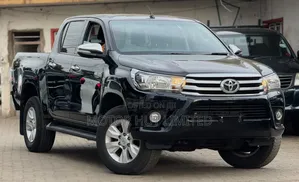 Toyota Hilux 2019 Black