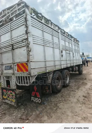 18 Tonnes and 10 Tonnes Transport Trucks for Hire