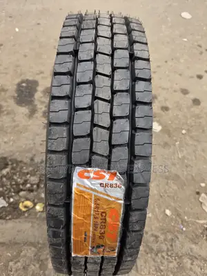 9.5 R17. 5 CST Tires (Diff)