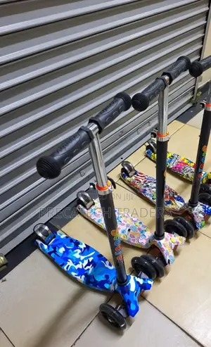 Foldable 3-Wheel Kids Scooter