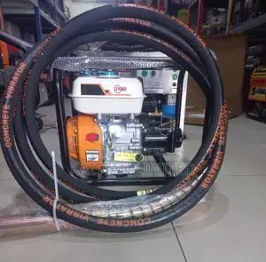 Jtmax Concrete Vibrator Machine. Petrol Concrete Vibrator
