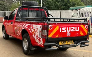 Isuzu D-MAX 2010 Red