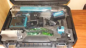 Makita 360° Green Laser Level 4d Self-leveling Laser Kit