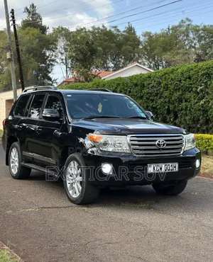 Toyota Land Cruiser 4.5 V8 GX-R 2012