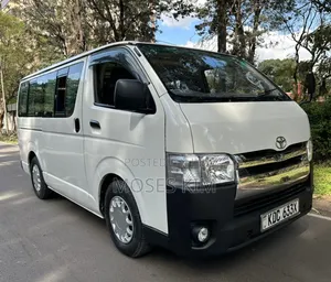 Toyota HiAce 2015 White