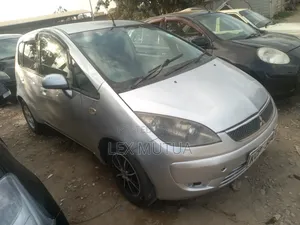 Mitsubishi Colt 2011 Silver