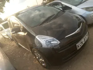 Toyota Ractis 2009 Maroon