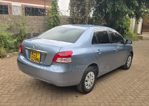 Toyota Belta 2011 Blue