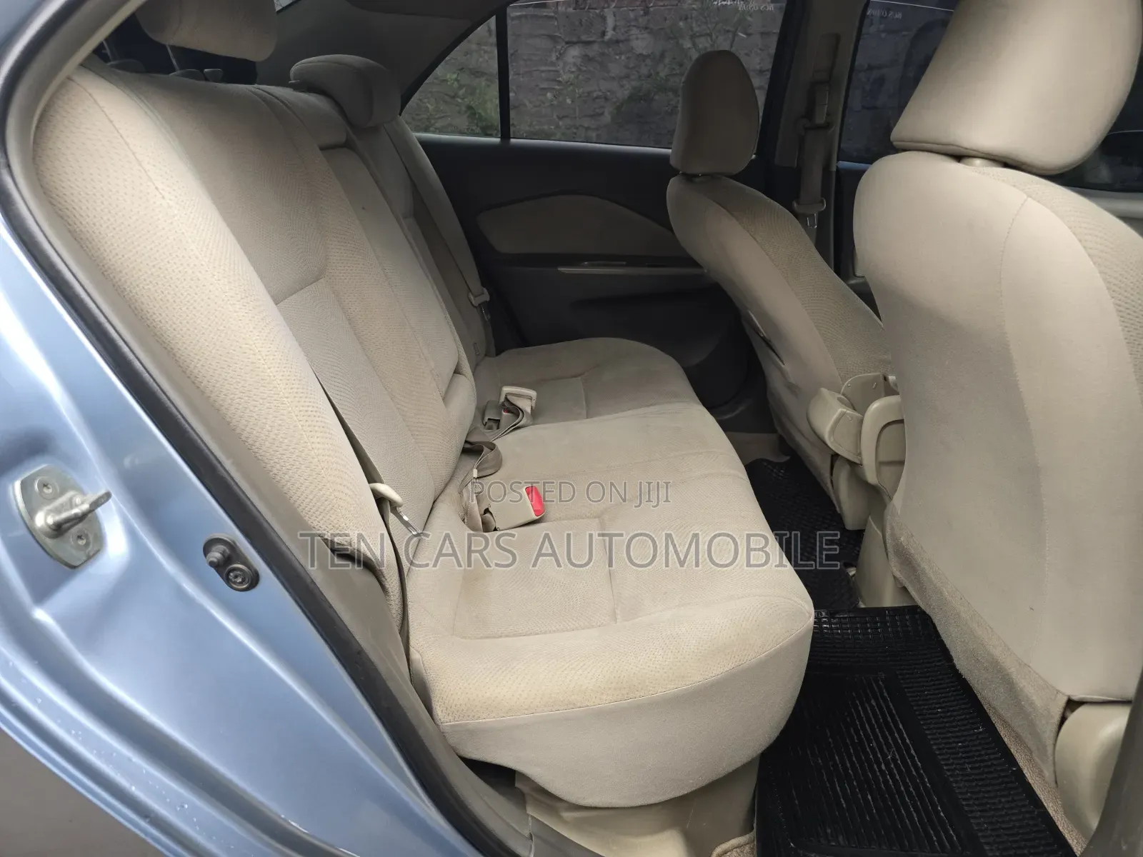 Toyota Belta 2011 Blue