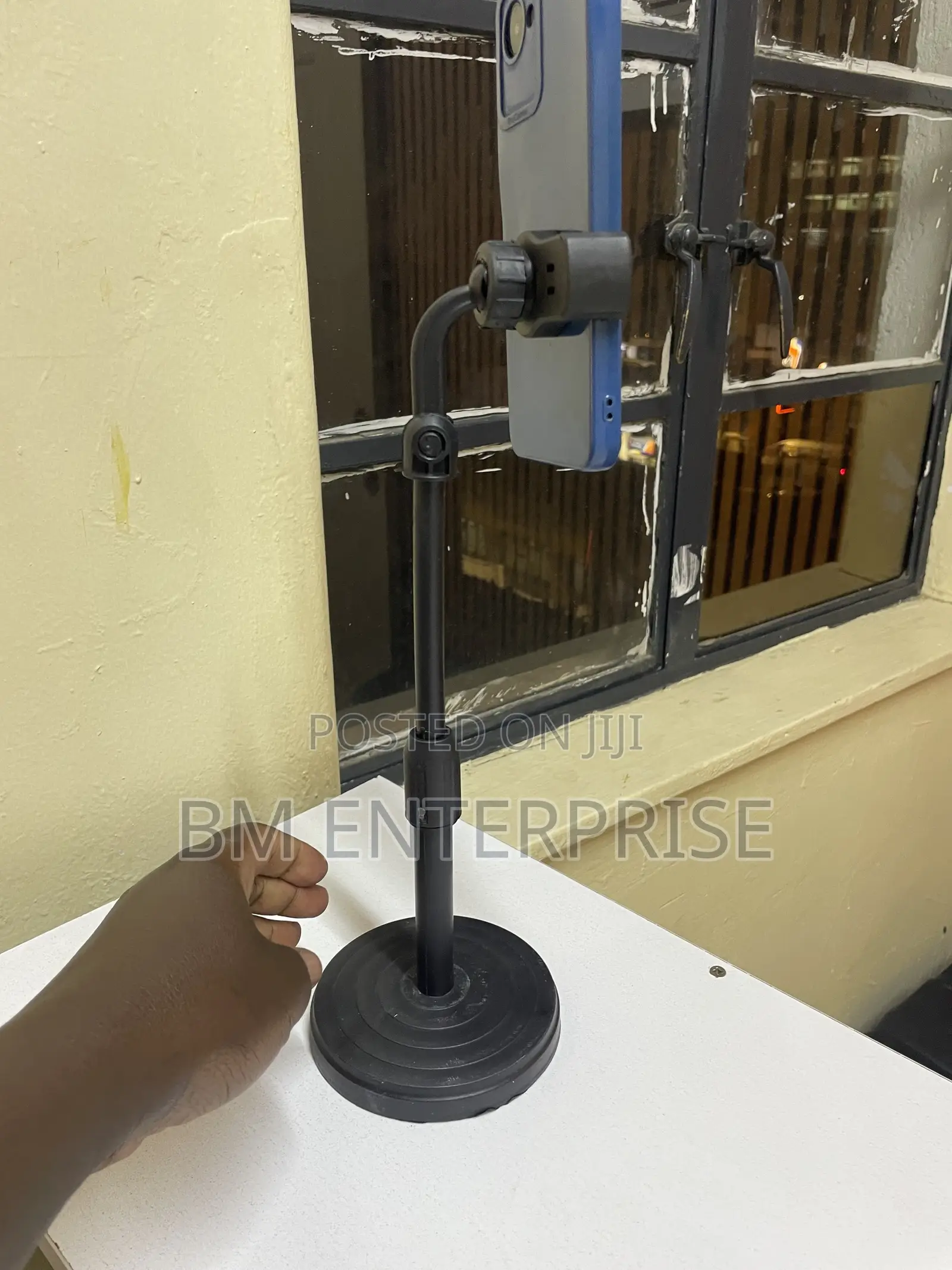 Adjustable Desktop Mini Tripod