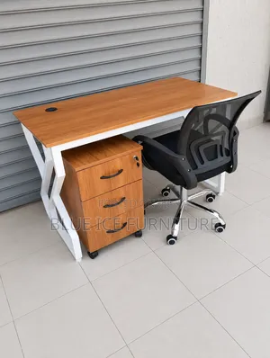 Executive Office Workstation ,Desk, Chair and Mobile Pedestal
