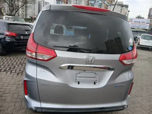 Honda Freed 2019 Silver