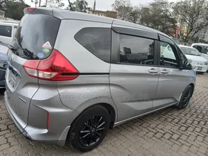 Honda Freed 2019 Silver