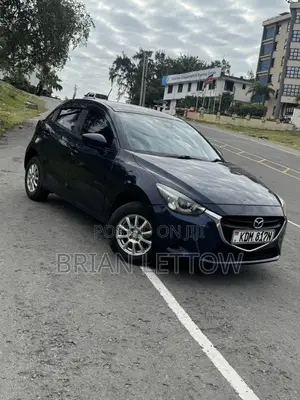 Mazda Demio 2016 Blue