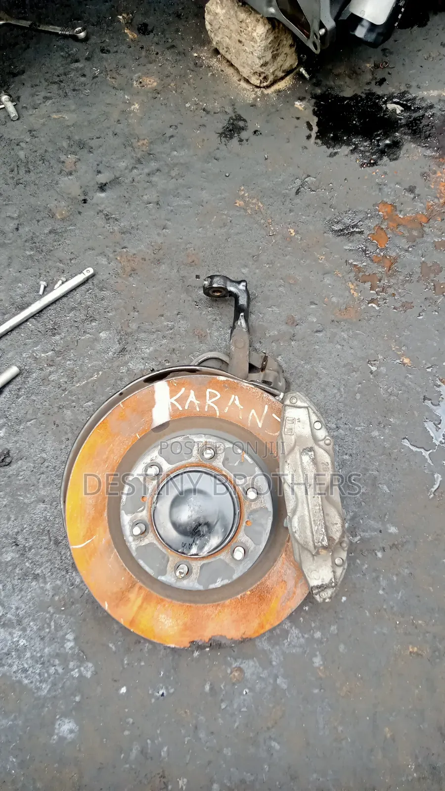 Complete Hub Front Prado J150