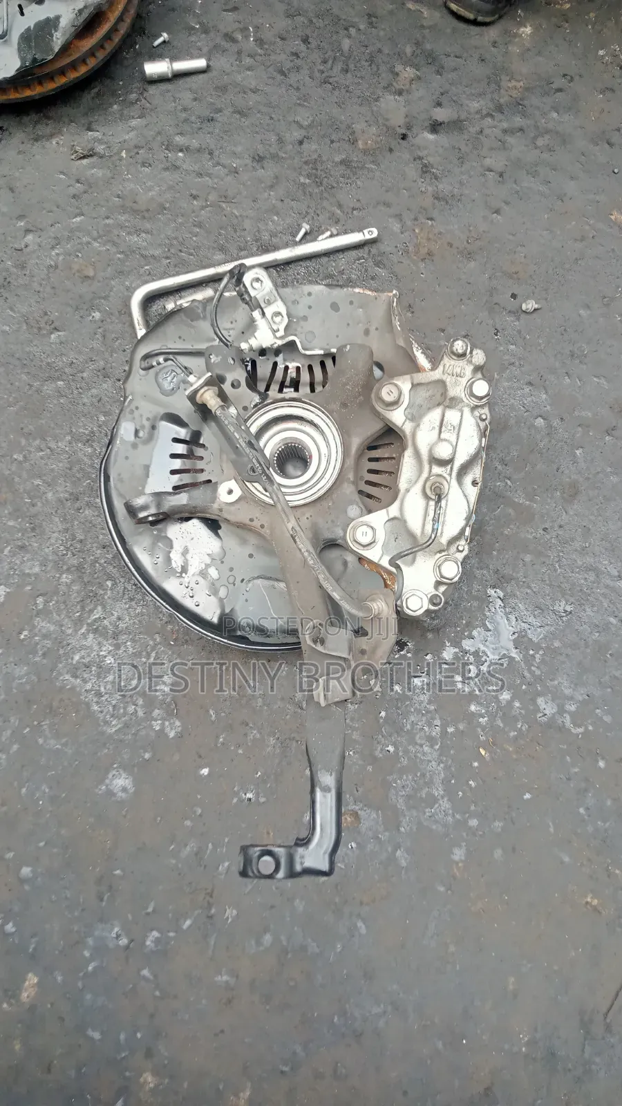 Complete Hub Front Prado J150