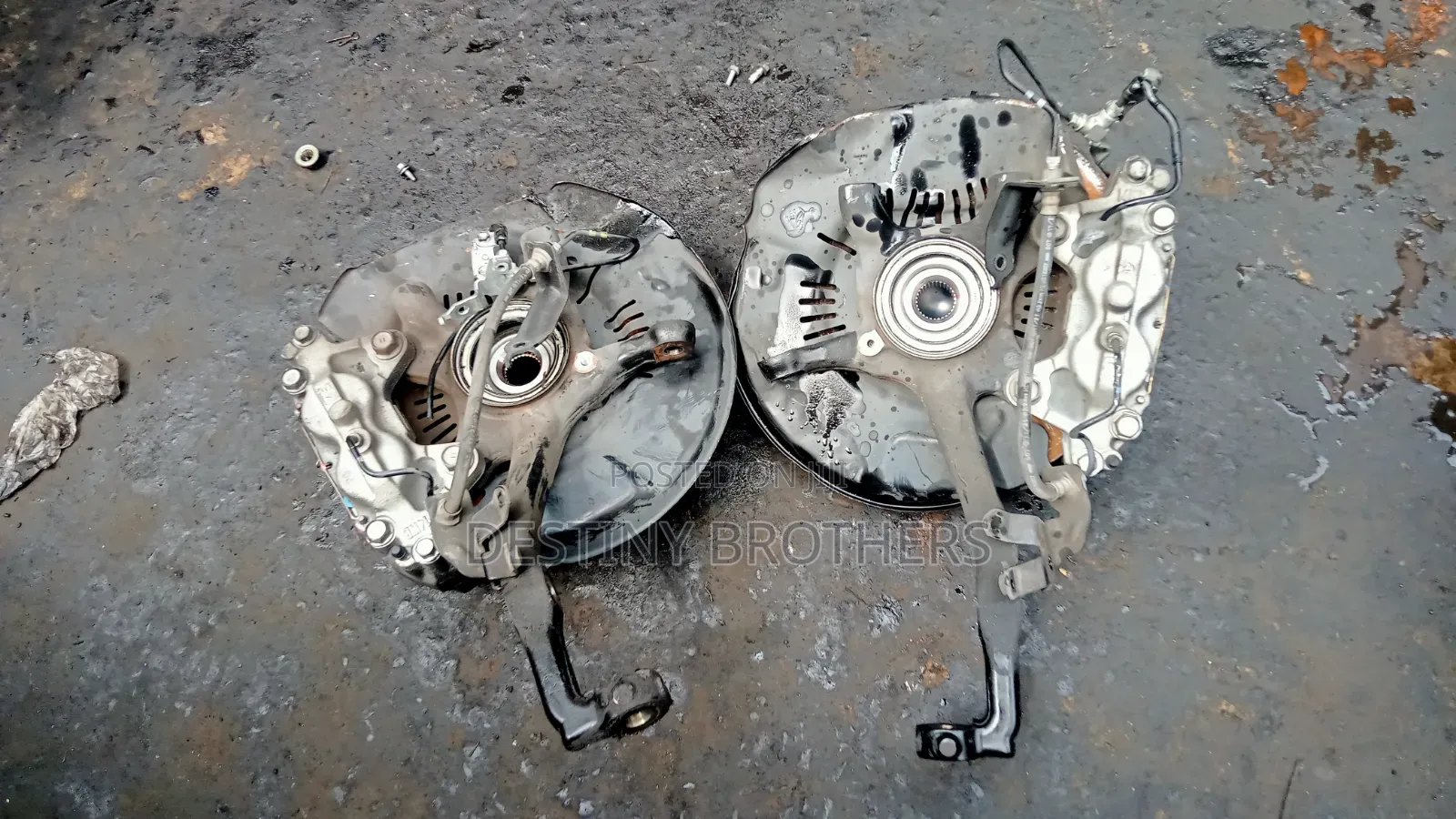 Complete Hub Front Prado J150