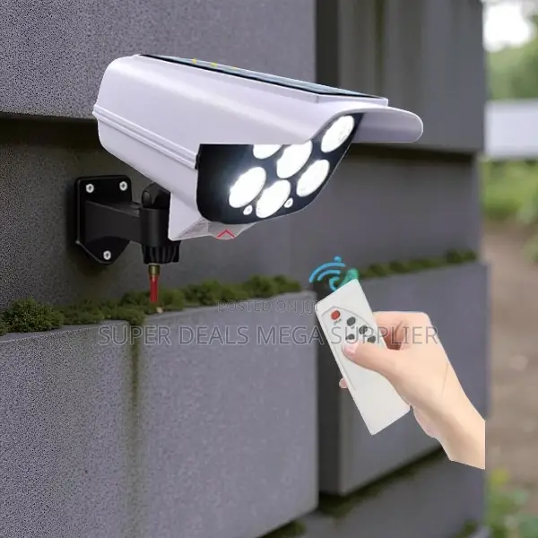 Solar Powered Dummy Fake CCTV Camera With Motion Detection Light