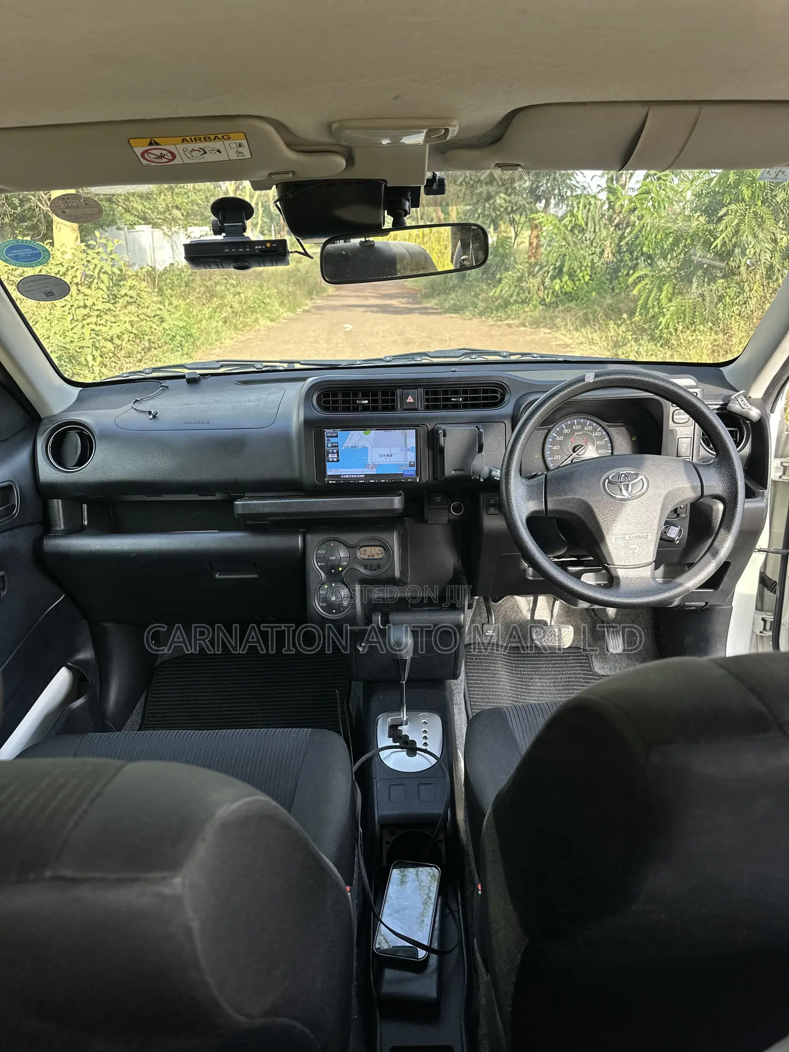 Toyota Probox 1.5 Hybrid DX 2020 White