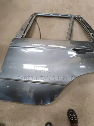 LHS Rear Door BMW Cx5 2008-2012