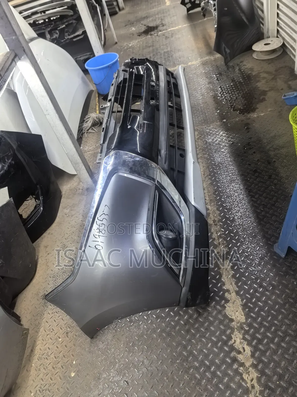 Outlander 2018 Bumper