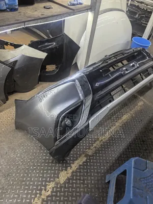 Outlander 2018 Bumper