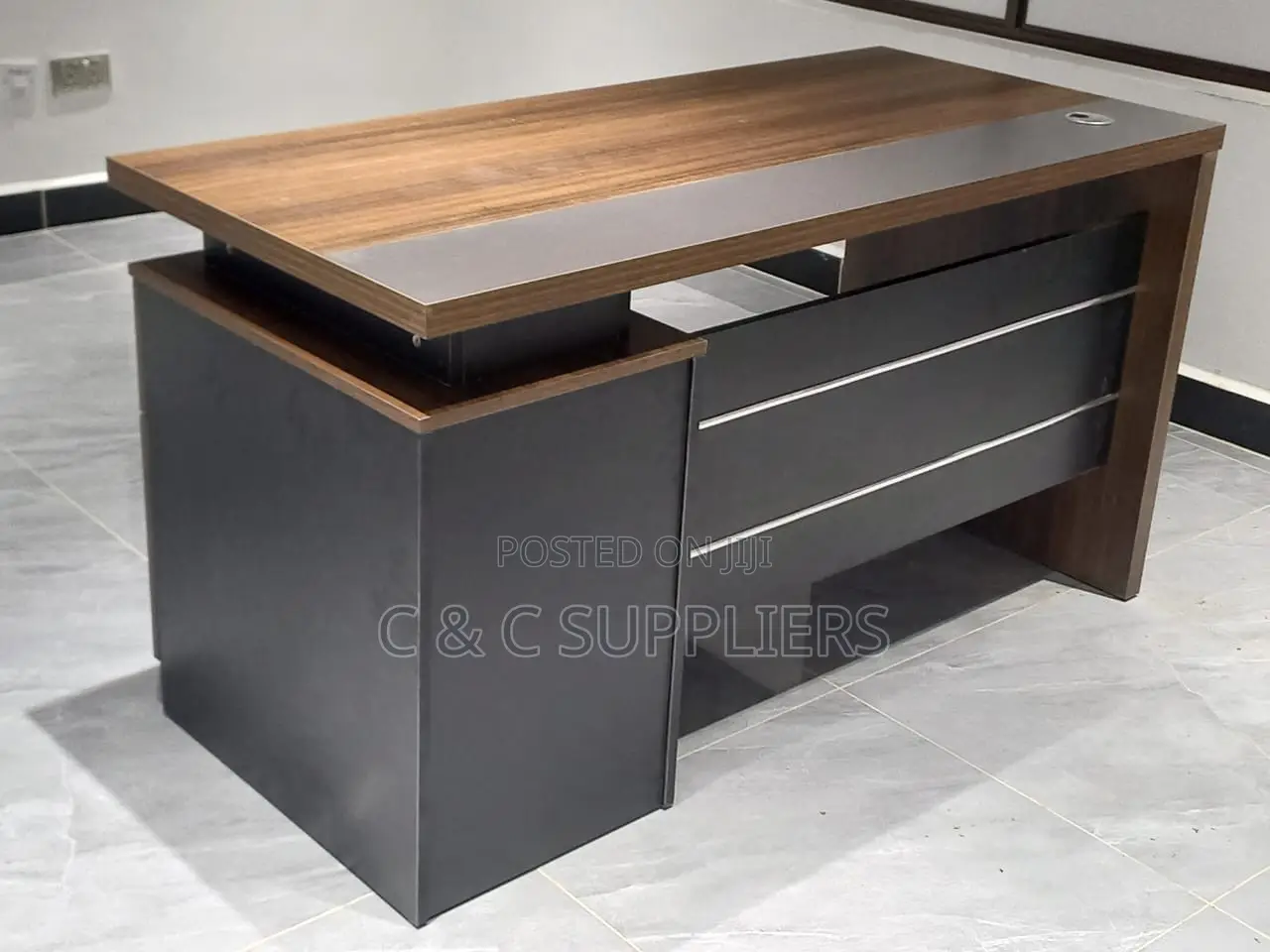 Advanced Executive Table-1400mm