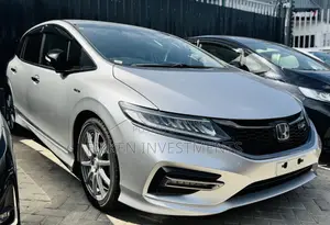 Honda Jade 1.5 Hybrid 2020 Silver