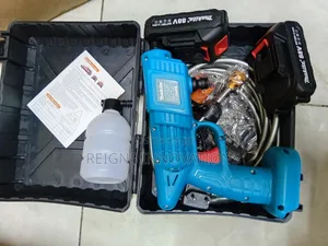 Makita Cordless High-Pressure Washer Kit