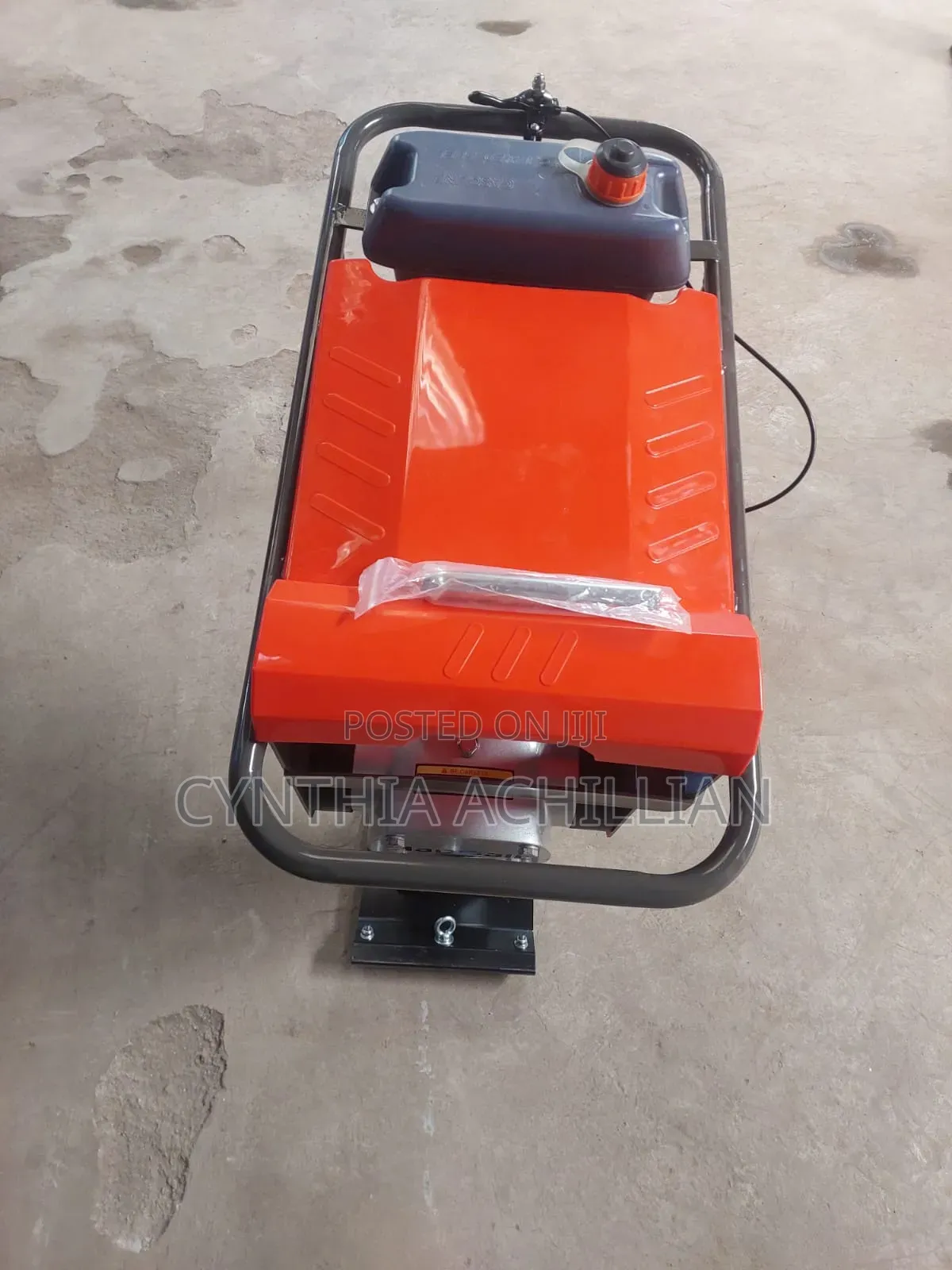 Tumping Rummer Machine