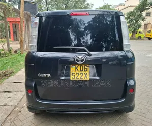 Toyota Sienta 2014 Black