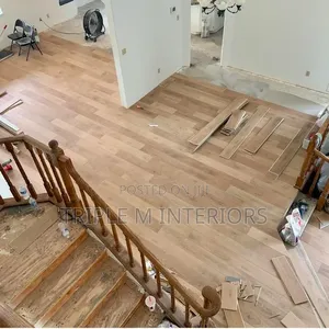 No-Fuss Interlocking SPC Floor Planks for Quick Setups