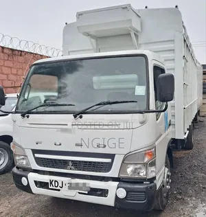 Mitsubishi--Canter Fe85