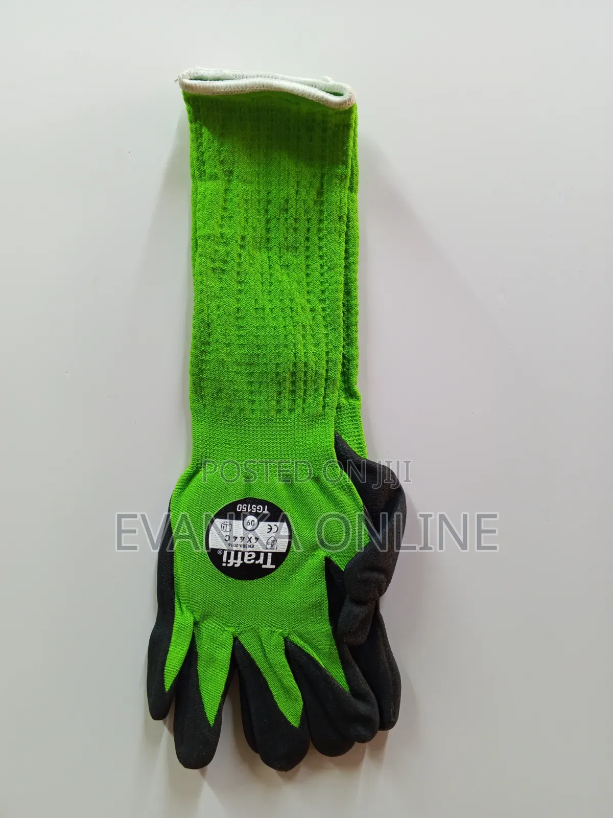 Traffi Glove