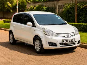 Nissan Note 1.4 2011 Pearl