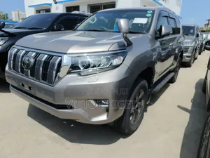 Toyota Land Cruiser Prado 2018 Brown