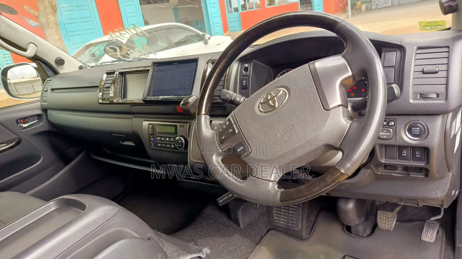 Toyota HiAce 2018 Black
