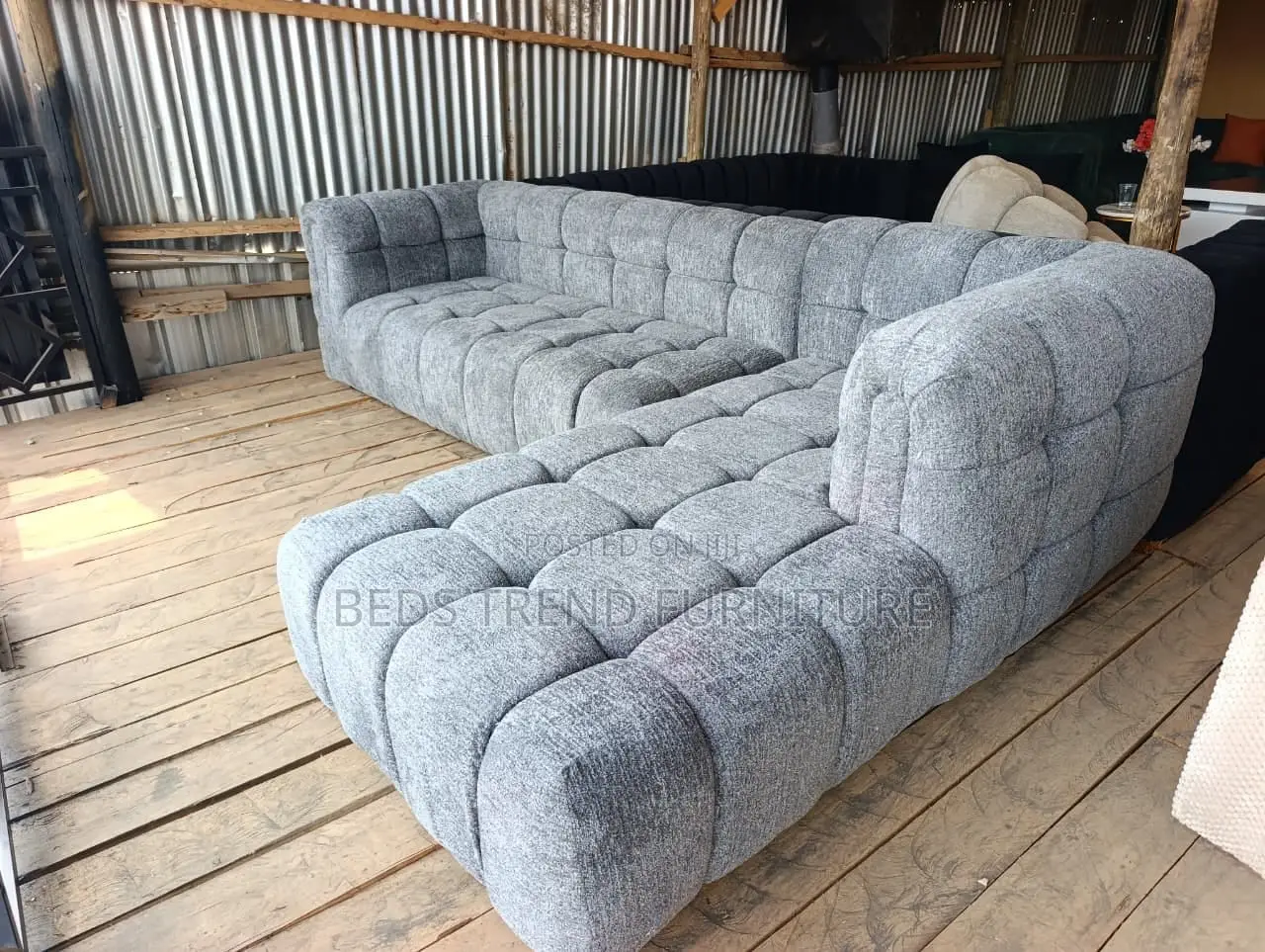 6 Seater L Seat – Grey Bubble Design With Permanent Back