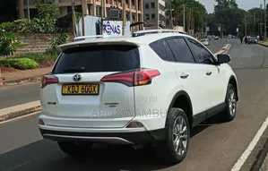 Toyota RAV4 2015 White